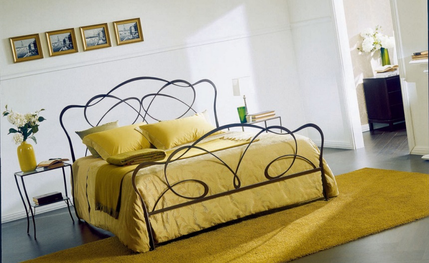 Кровать Bontempi с коваными спинками
