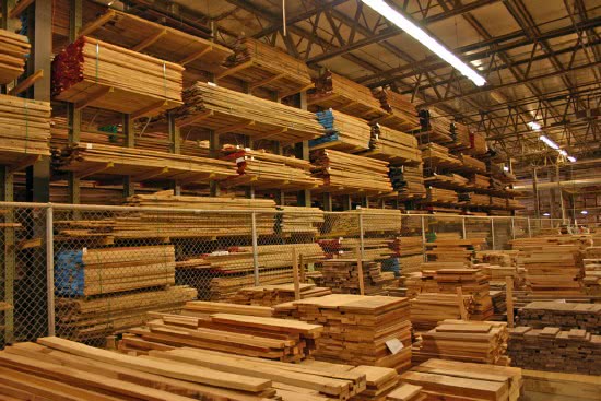 Хранение древесины. Как правильно сушить и хранить пиломатериалы.