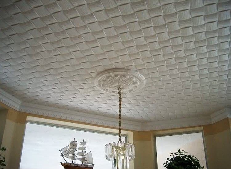 Полиуретановые плиты для потолка