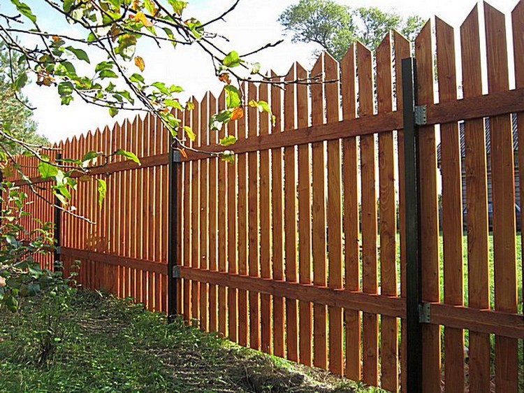 Что такое деревянный забор