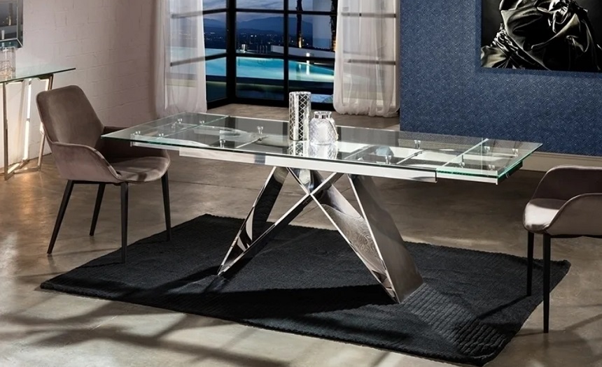 Раздвижной стол со стеклянной столешницей