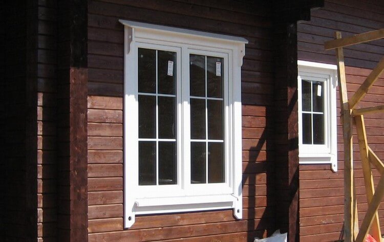 Как выбрать окна ПВХ для деревянного дома
