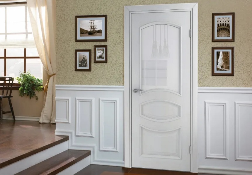 Филенчатая дверь с эмалевым покрытием 