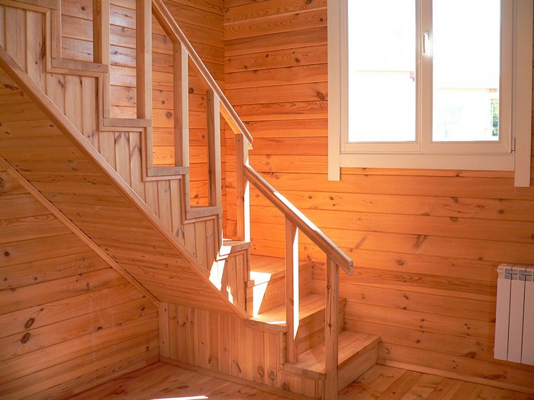 О деревянных лестницах