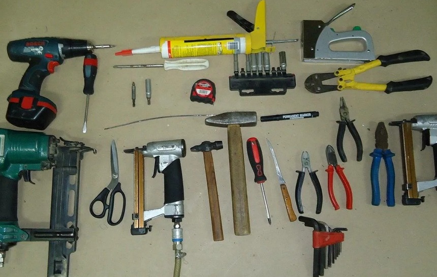 Набор инструментов для домашнего мастера