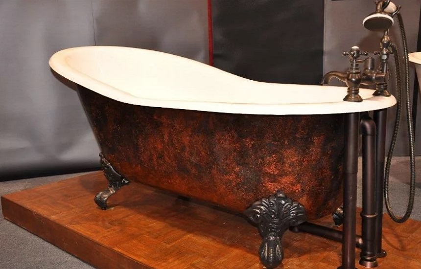 Чугунная ванна в стиле ретро