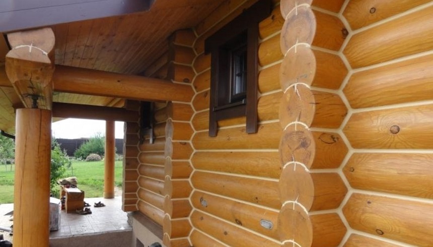 Утепленный и герметизированный дом из бревна