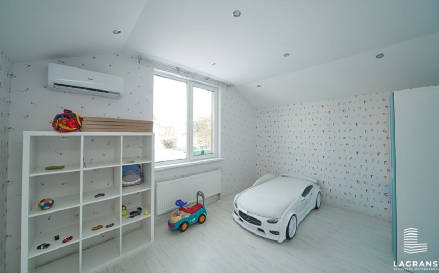 Студия LAGRANS: дизайн детской комнаты в спокойных тонах